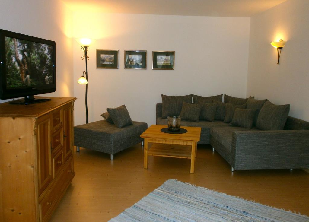 Alpenresidenz Chiemgau Apartment Schleching Room photo
